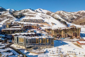 Village Loft Escape 35 Ski-In Ski-Out at Park City Mountain condo